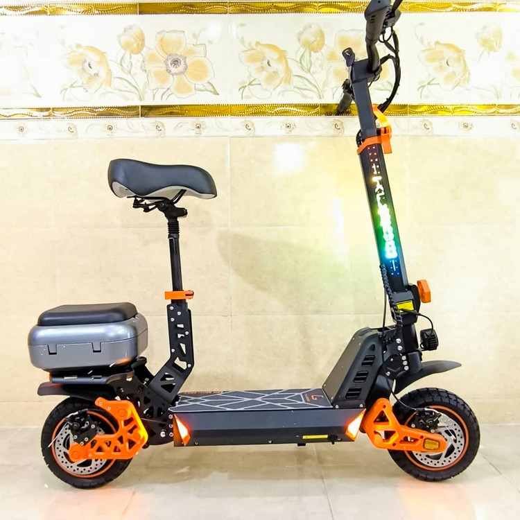 اسکوتر برقی صندوقدار کوگو کرین آمریکا KUGOO مدل M6 PRO