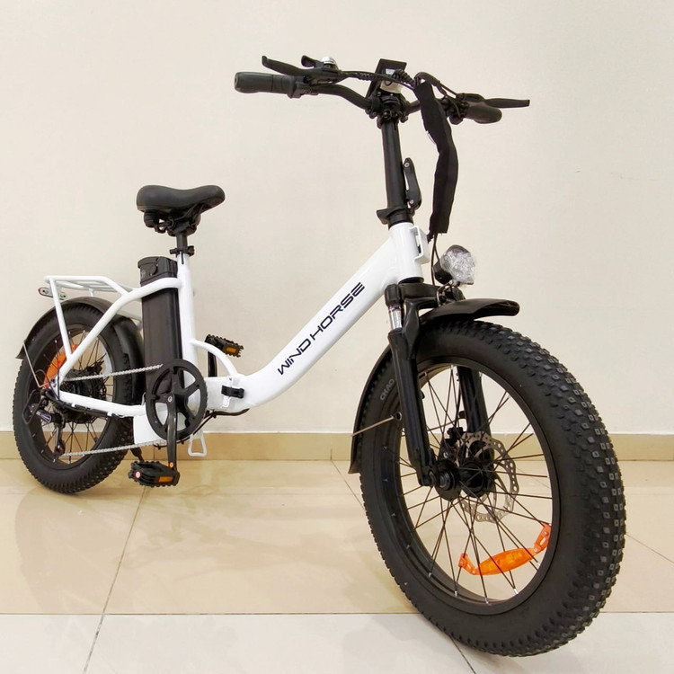 دوچرخه برقی تاشو آفرود تایر پهن WIND HORSE ( استاندارد انگلیس ) مدل W4B رنگ سفید
