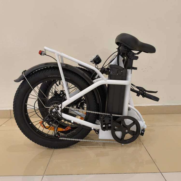 دوچرخه برقی تاشو آفرود تایر پهن WIND HORSE ( استاندارد انگلیس ) مدل W4B رنگ سفید